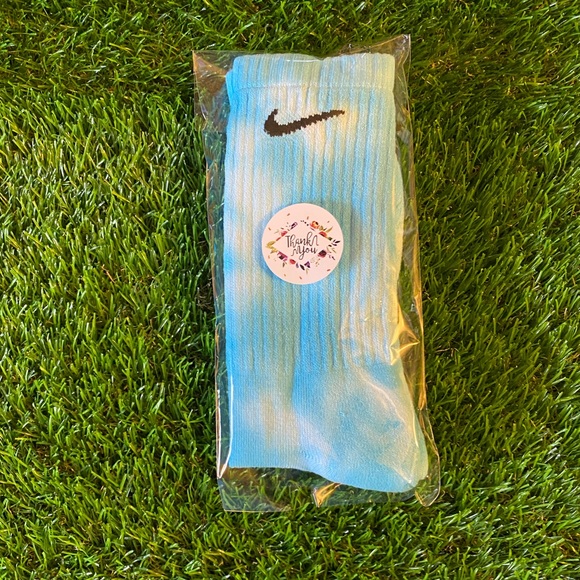 Nike Tie Dye Socks - Picture 2 of 5